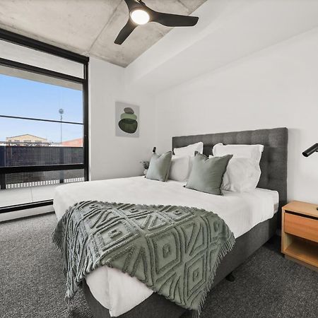 Rambla At Solarino House Aparthotel เมลเบิร์น ภายนอก รูปภาพ